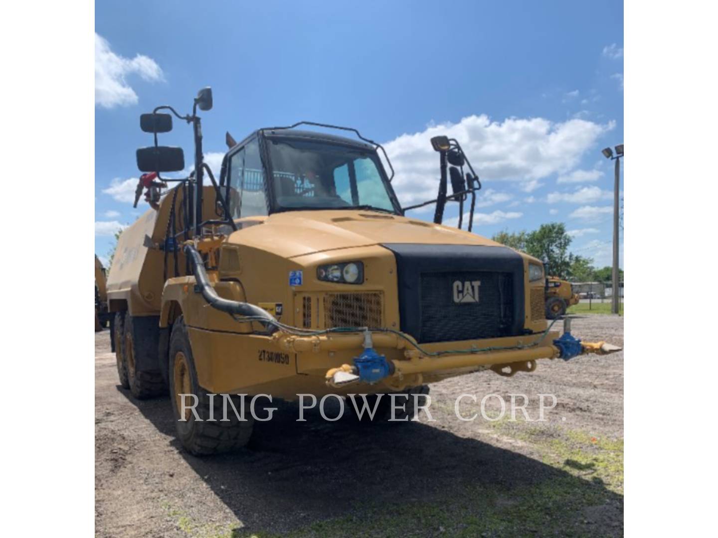 2020 Caterpillar 725C2WW Water Truck