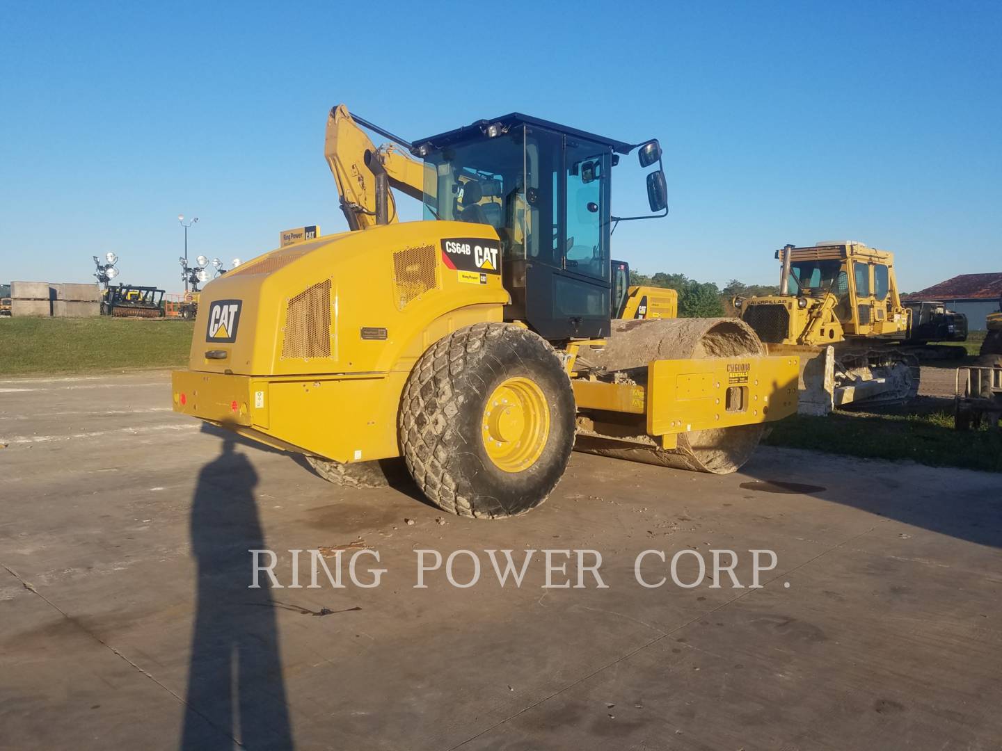 2019 Caterpillar CS64BCAB Vibratory Double