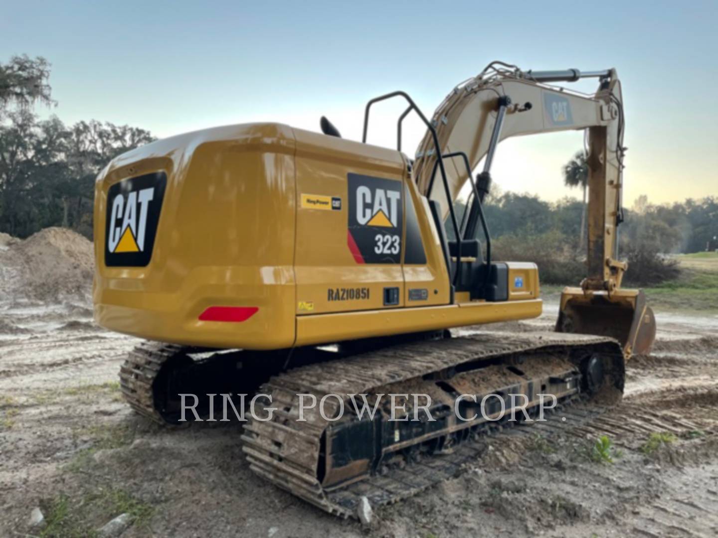 2019 Caterpillar 323 Excavator