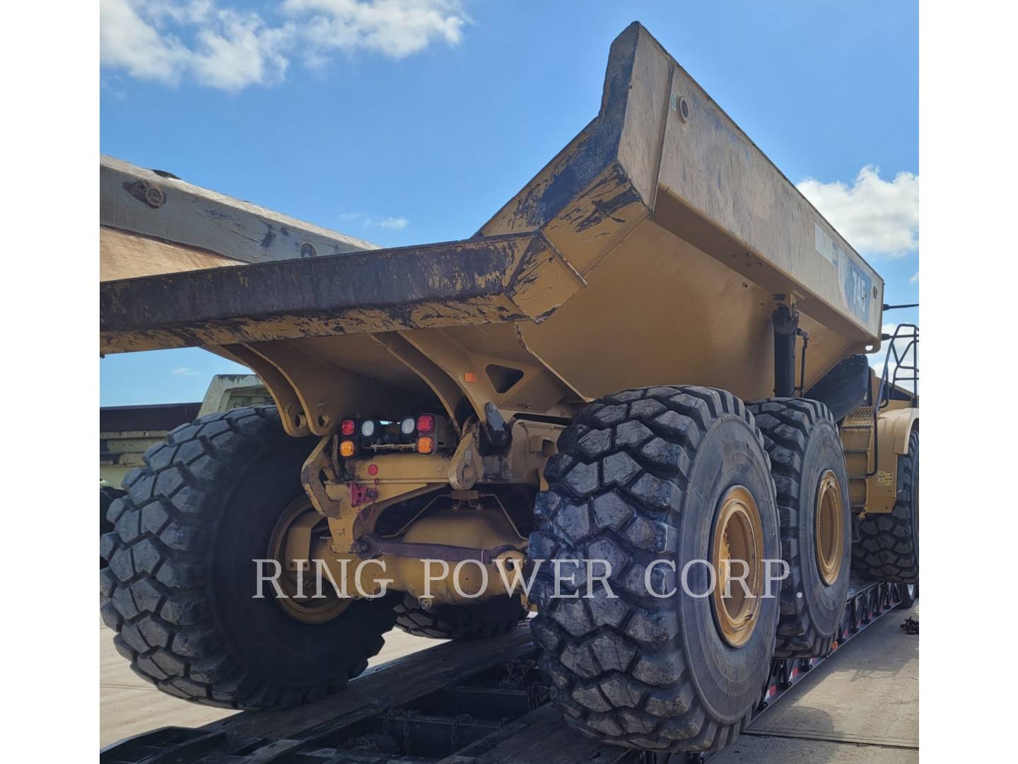 2019 Caterpillar 745 Articulated Truck