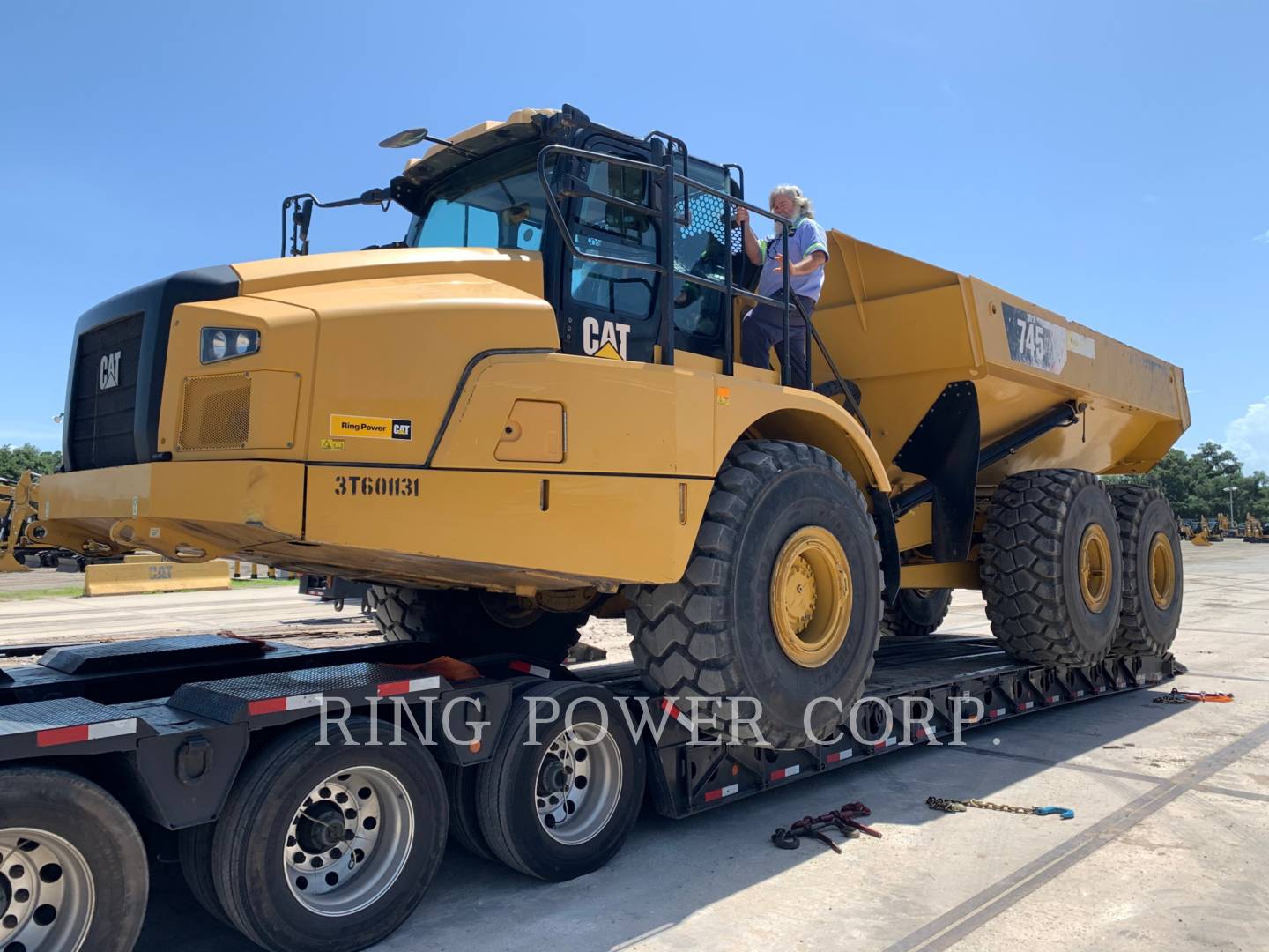 2019 Caterpillar 745 Articulated Truck