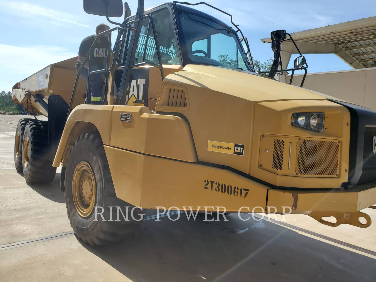 2018 Caterpillar 725C2TG Articulated Truck