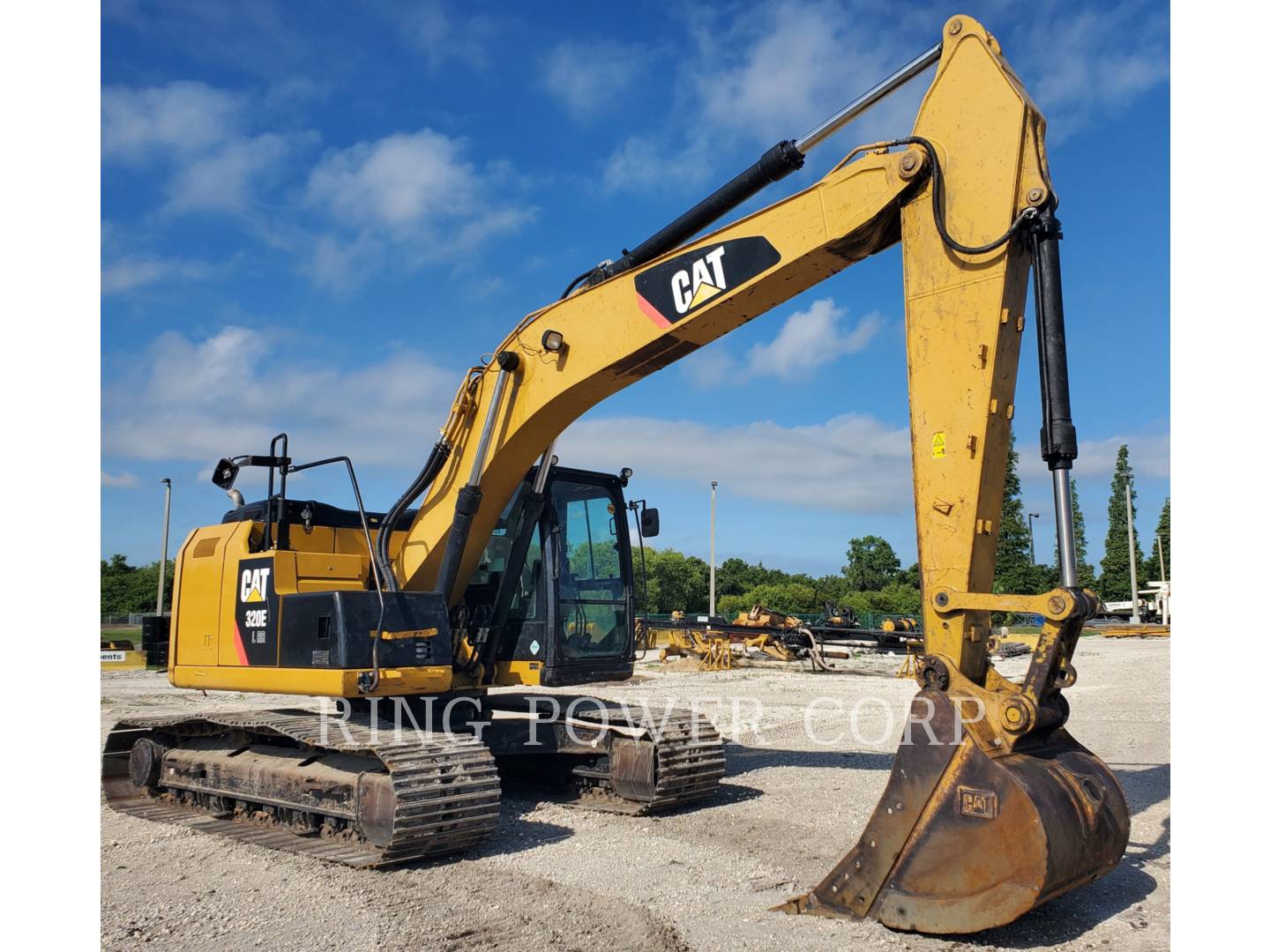 2015 Caterpillar 320ELRRT4 Excavator