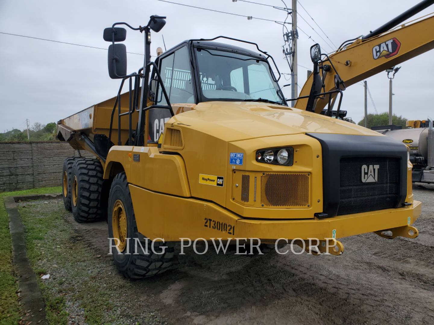 2020 Caterpillar 725C2TG Articulated Truck