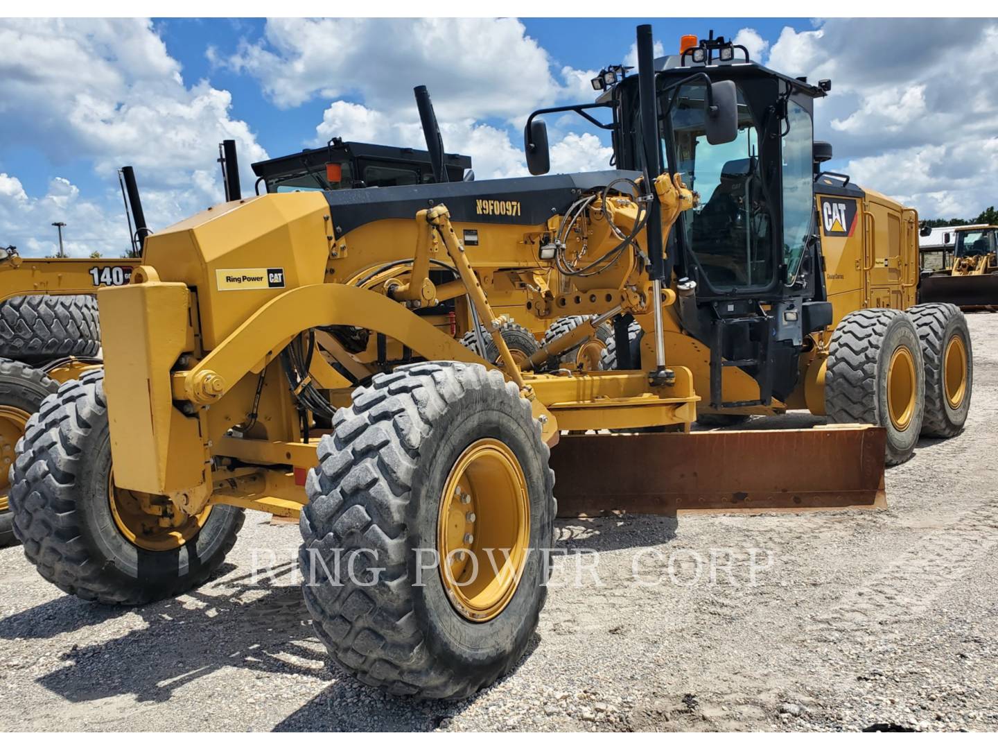 2018 Caterpillar 12M3EW Grader - Road