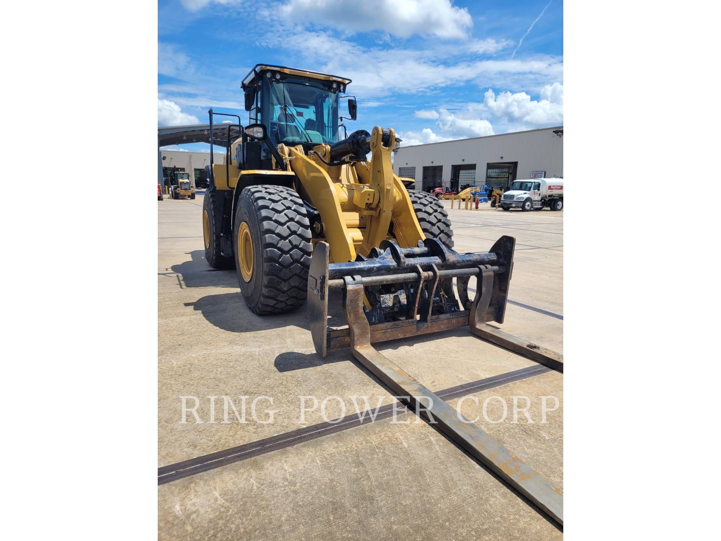 2021 Caterpillar 972MQC Wheel Loader