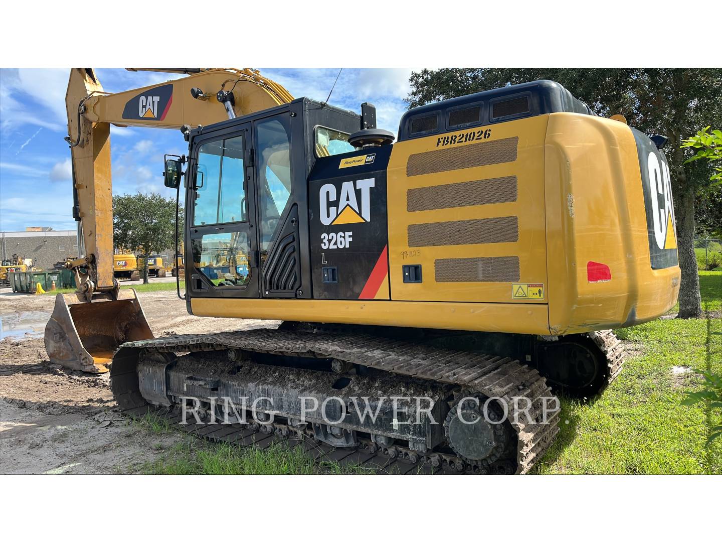 2019 Caterpillar 326FLTHUMB Excavator