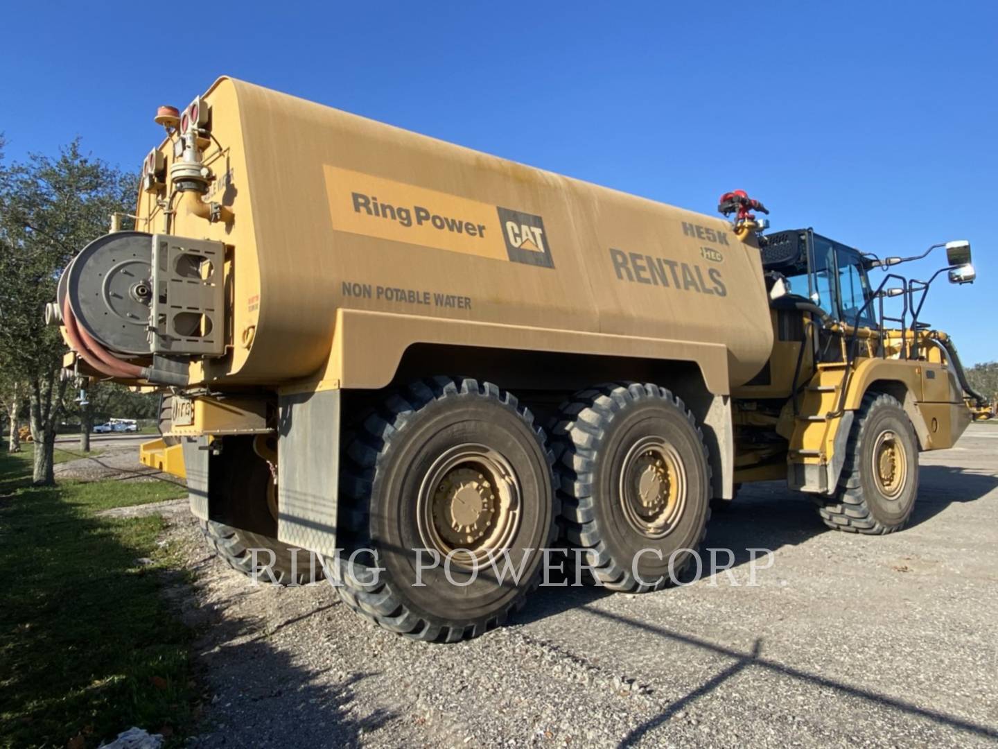 2021 Caterpillar 725WW Water Truck