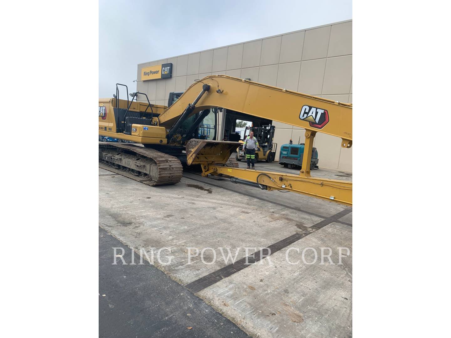 2021 Caterpillar 326LONG Excavator