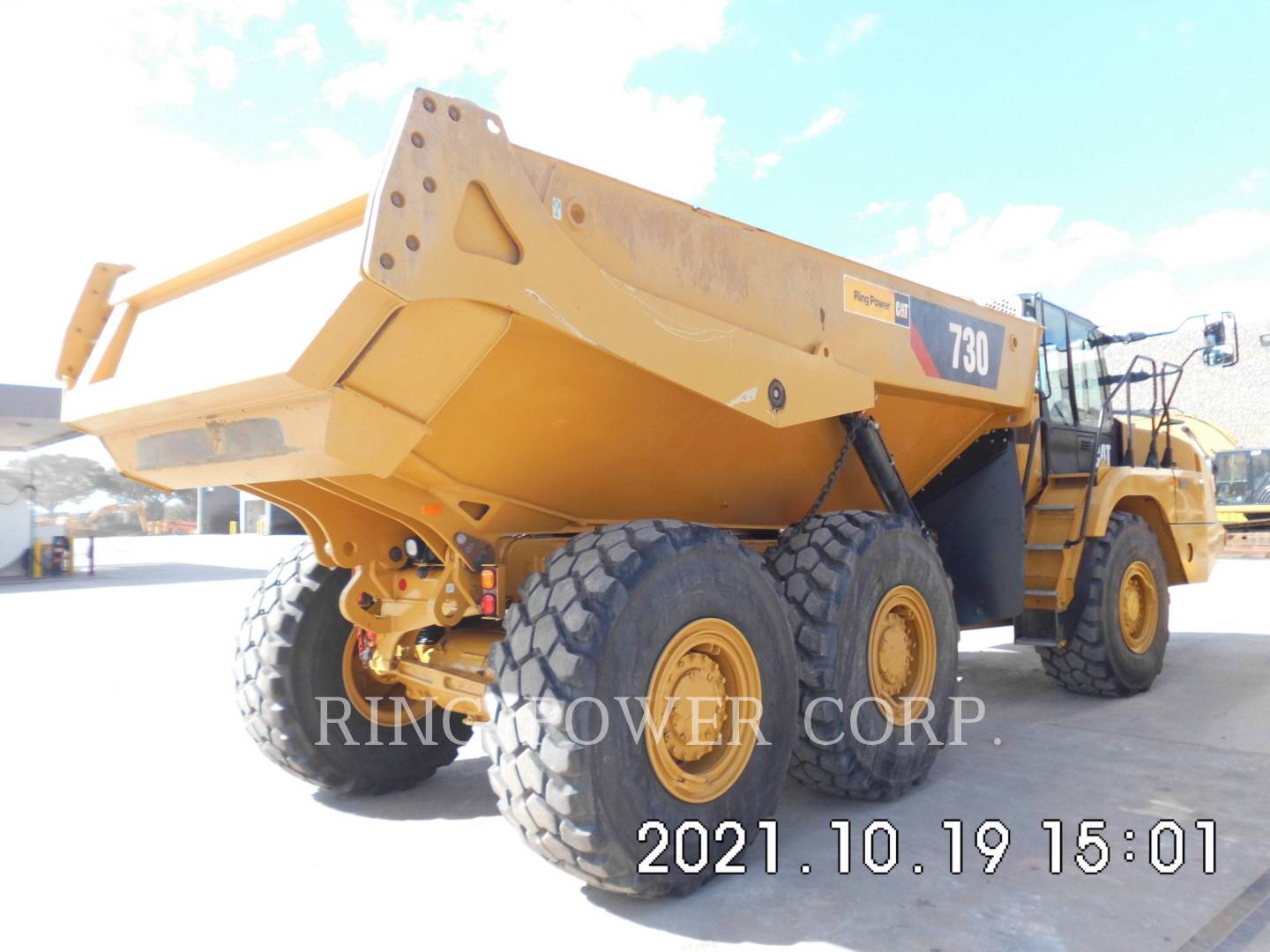 2020 Caterpillar 730TG Articulated Truck