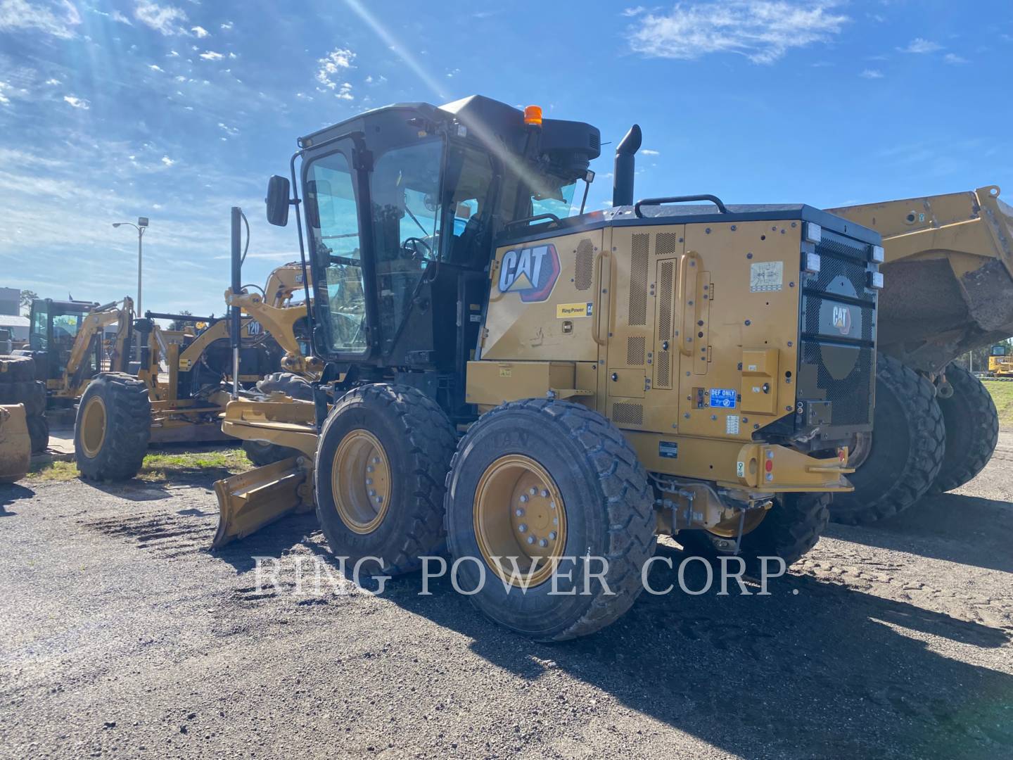 2020 Caterpillar 120 LVR Grader - Road