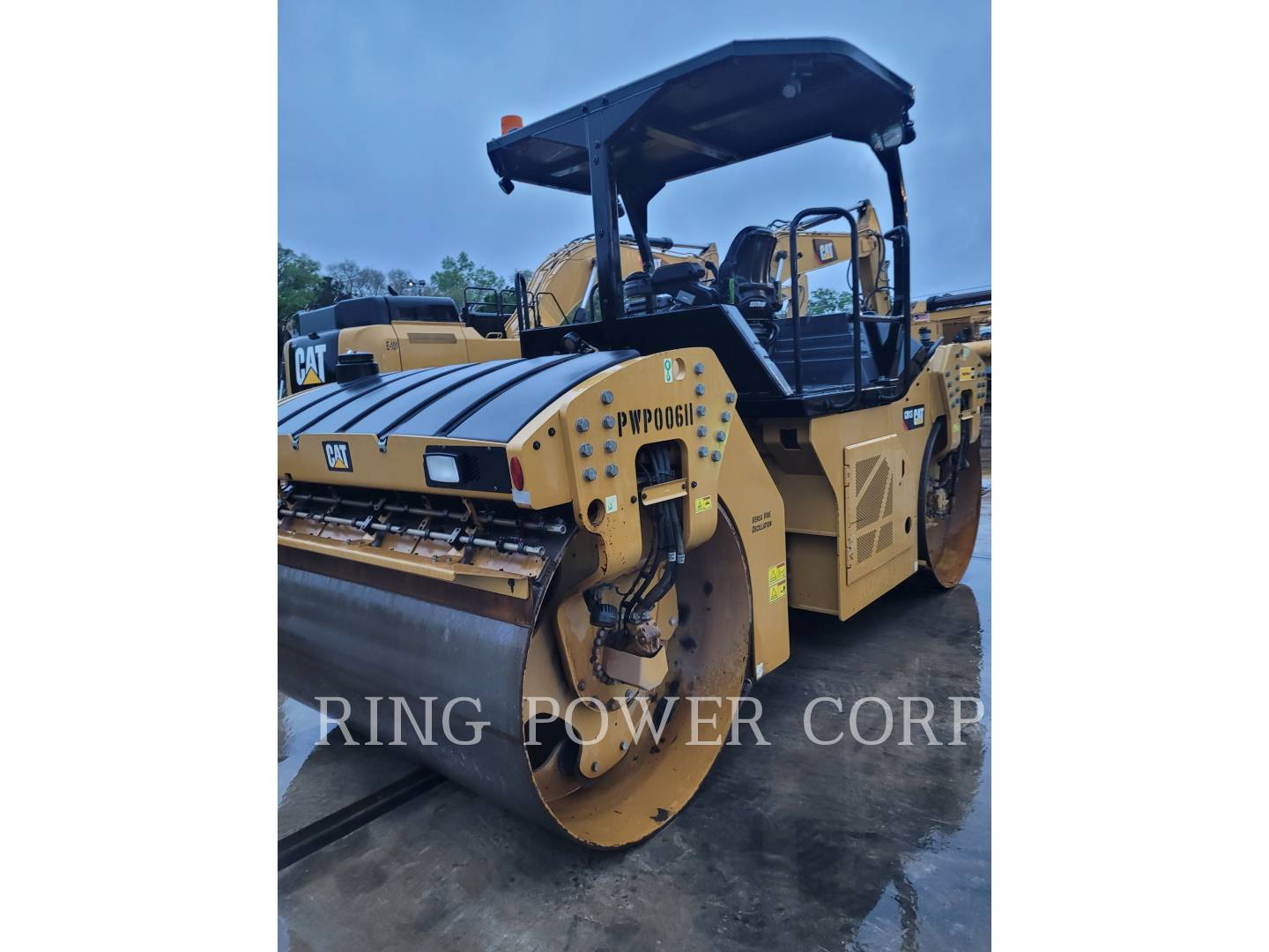 2020 Caterpillar CB13 OSC Vibratory Double