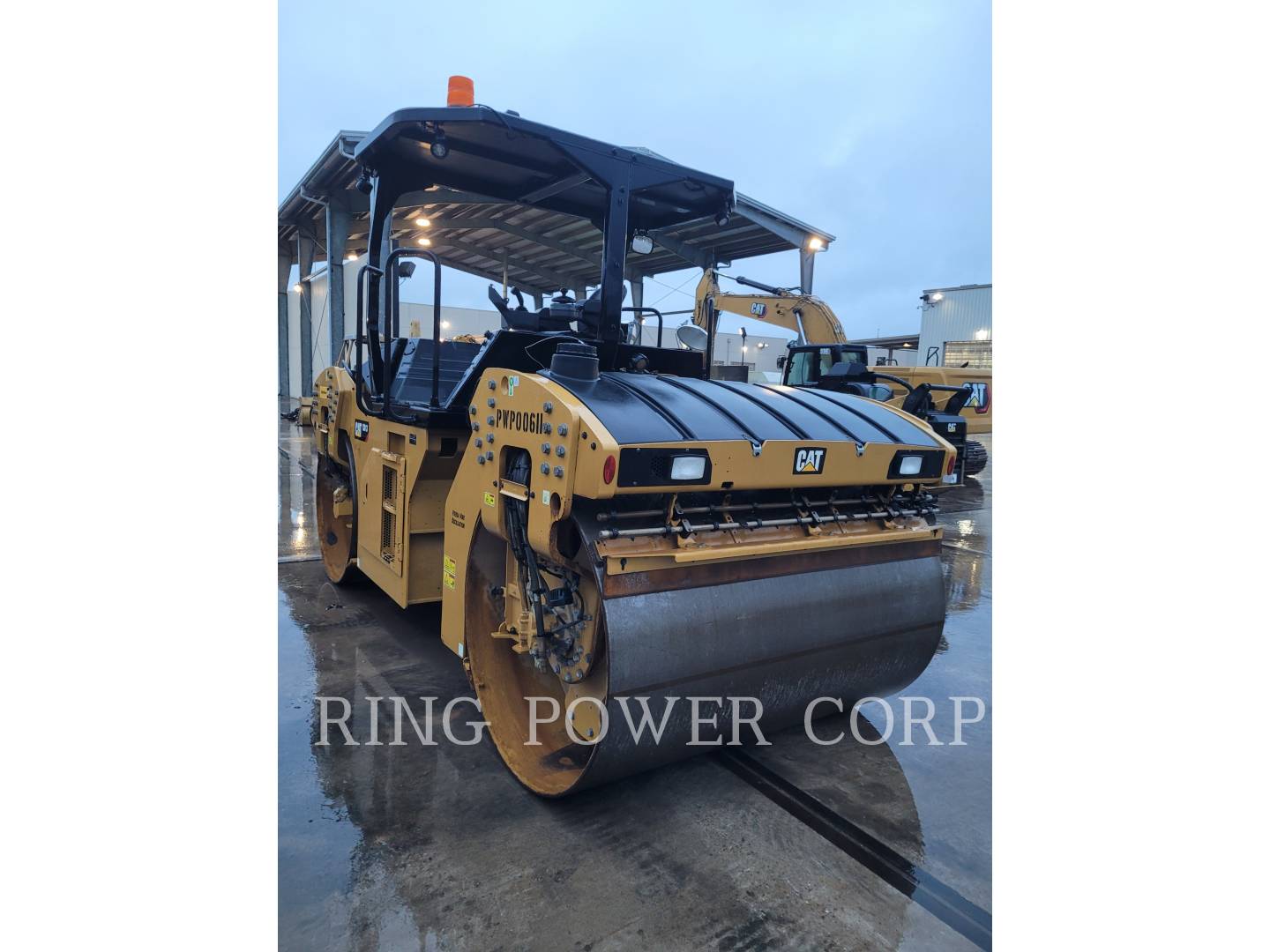 2020 Caterpillar CB13 OSC Vibratory Double