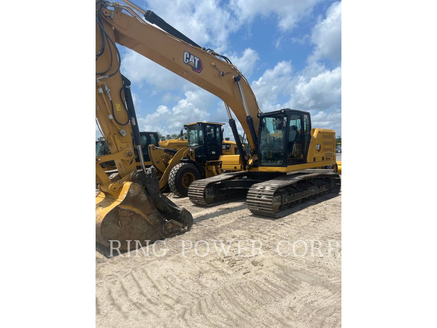 2022 Caterpillar 330HYDTHUM Excavator