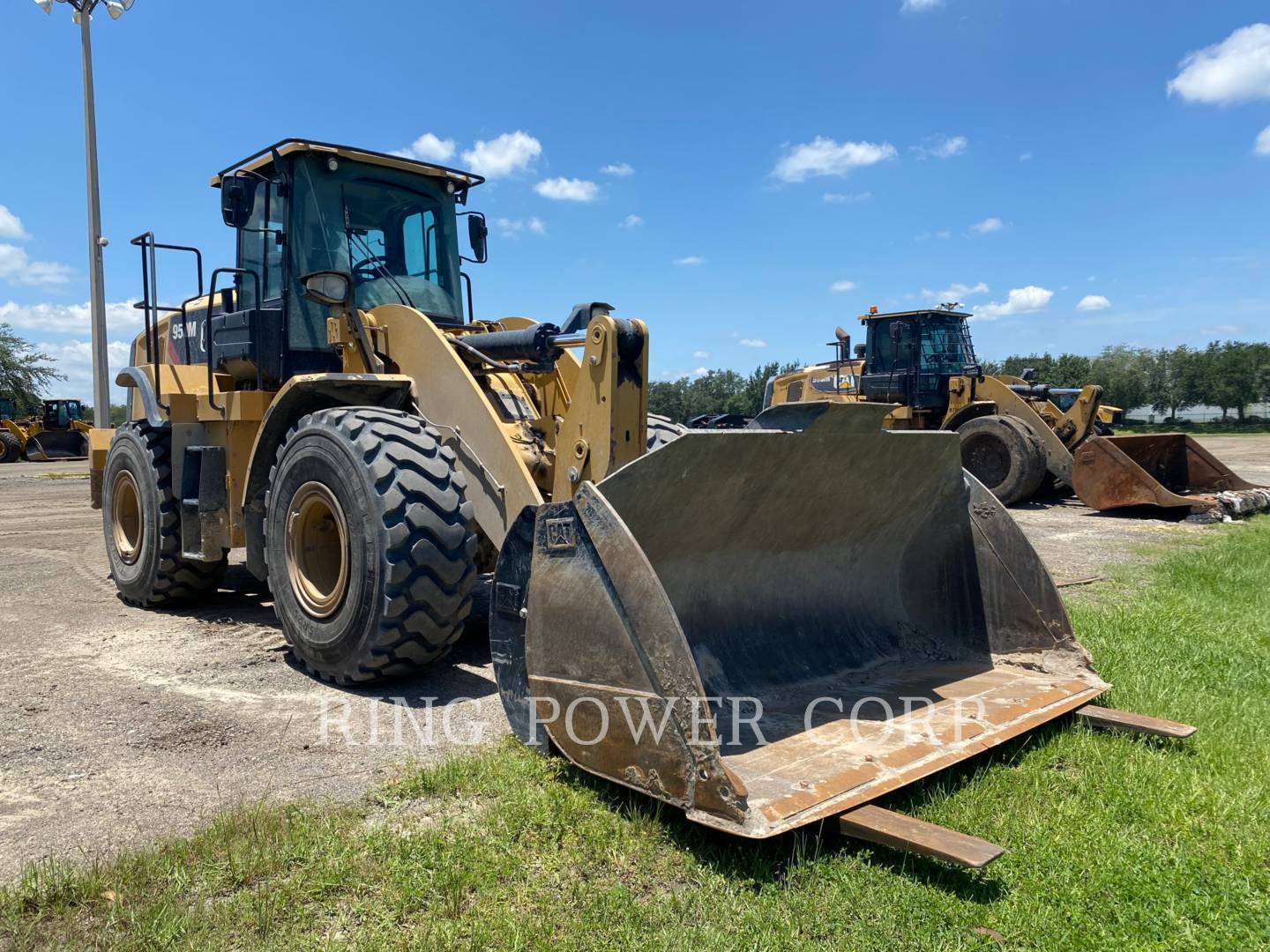 2020 Caterpillar 950MQC Wheel Loader