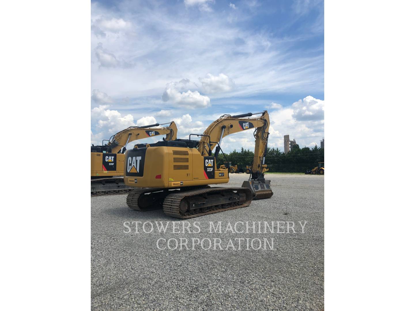 2016 Caterpillar 323F Excavator