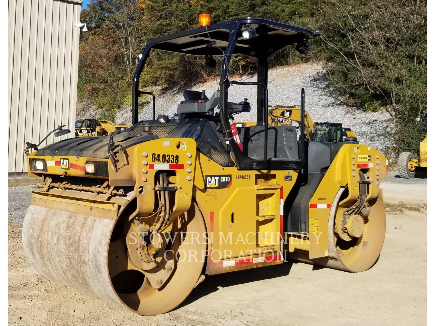 2018 Caterpillar CB10 Vibratory Double