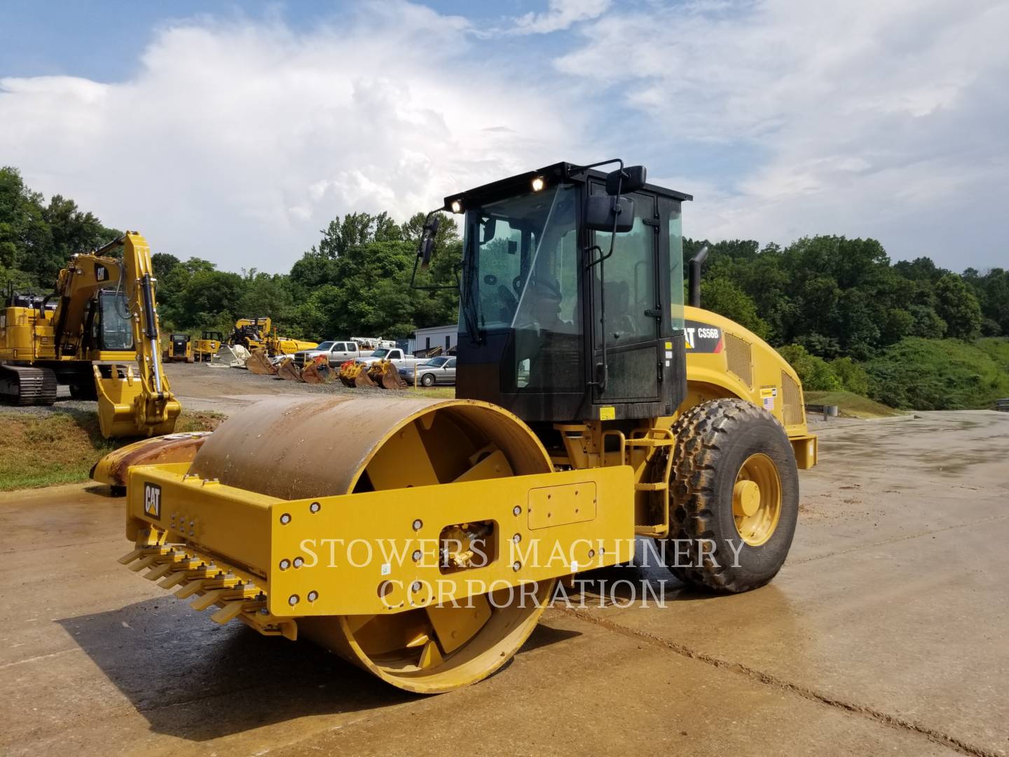 2019 Caterpillar CS56 Compactor