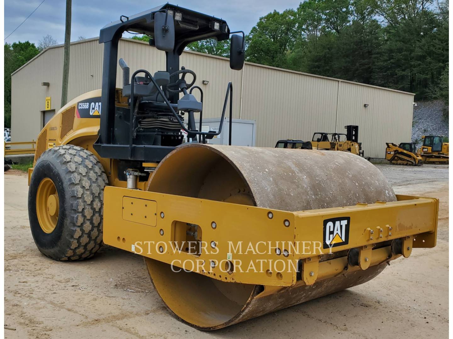 2016 Caterpillar CS56 Vibratory Single