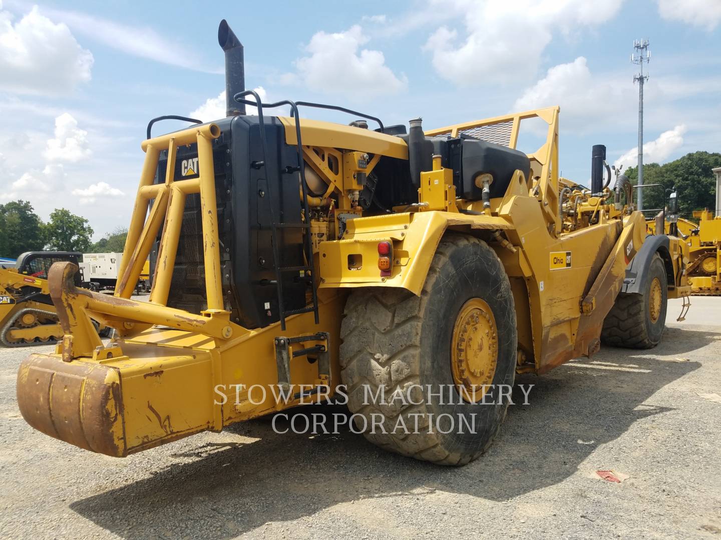 2013 Caterpillar 627H Wheel Tractor