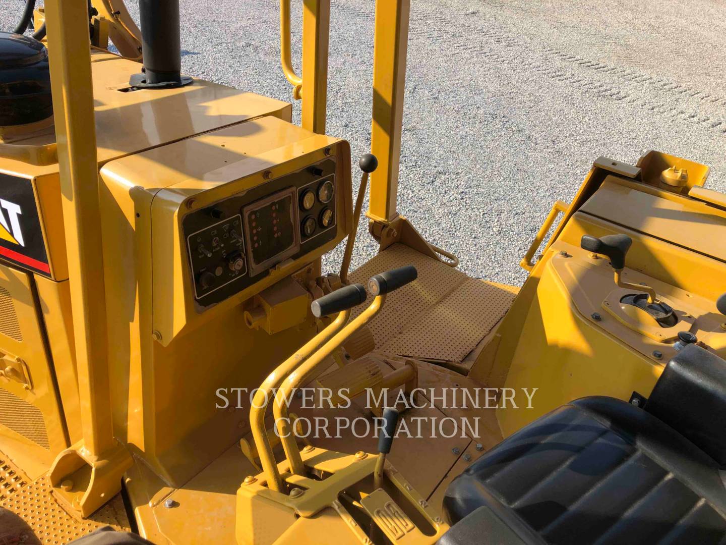 1986 Caterpillar D6H Dozer