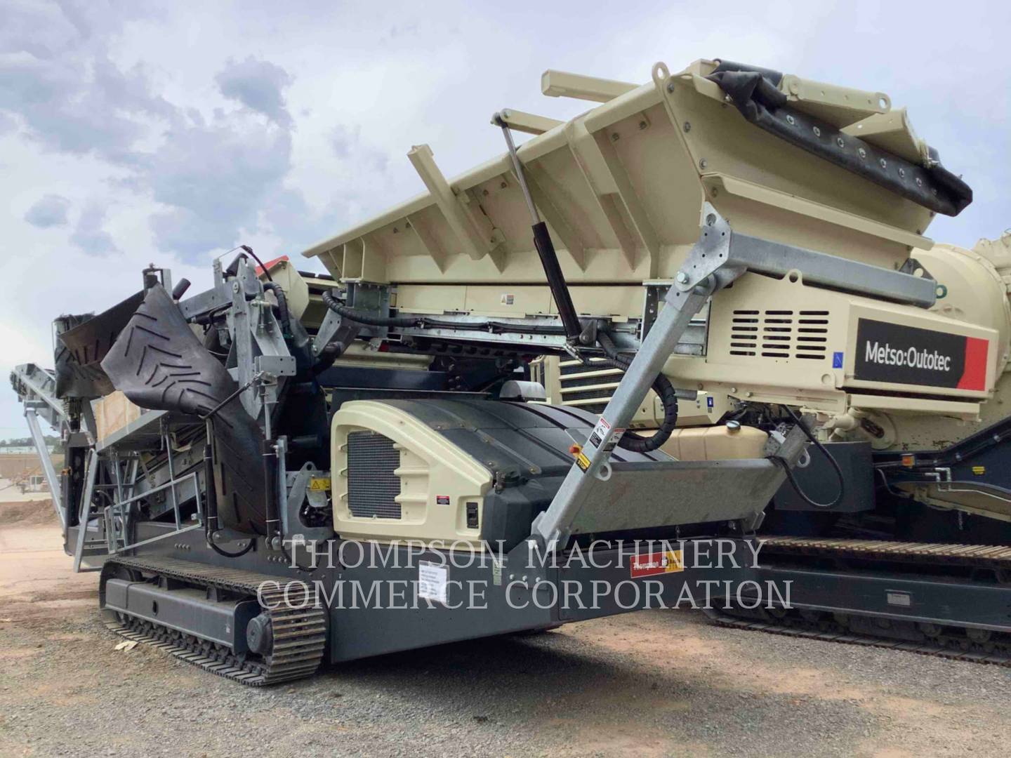 2023 Metso ST2.8 Crusher