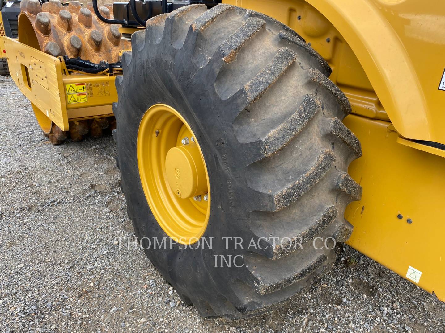 2020 Caterpillar CP 56 B Vibratory Single