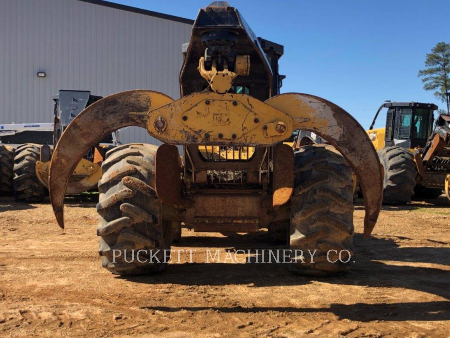 2015 Caterpillar 525D Skidder