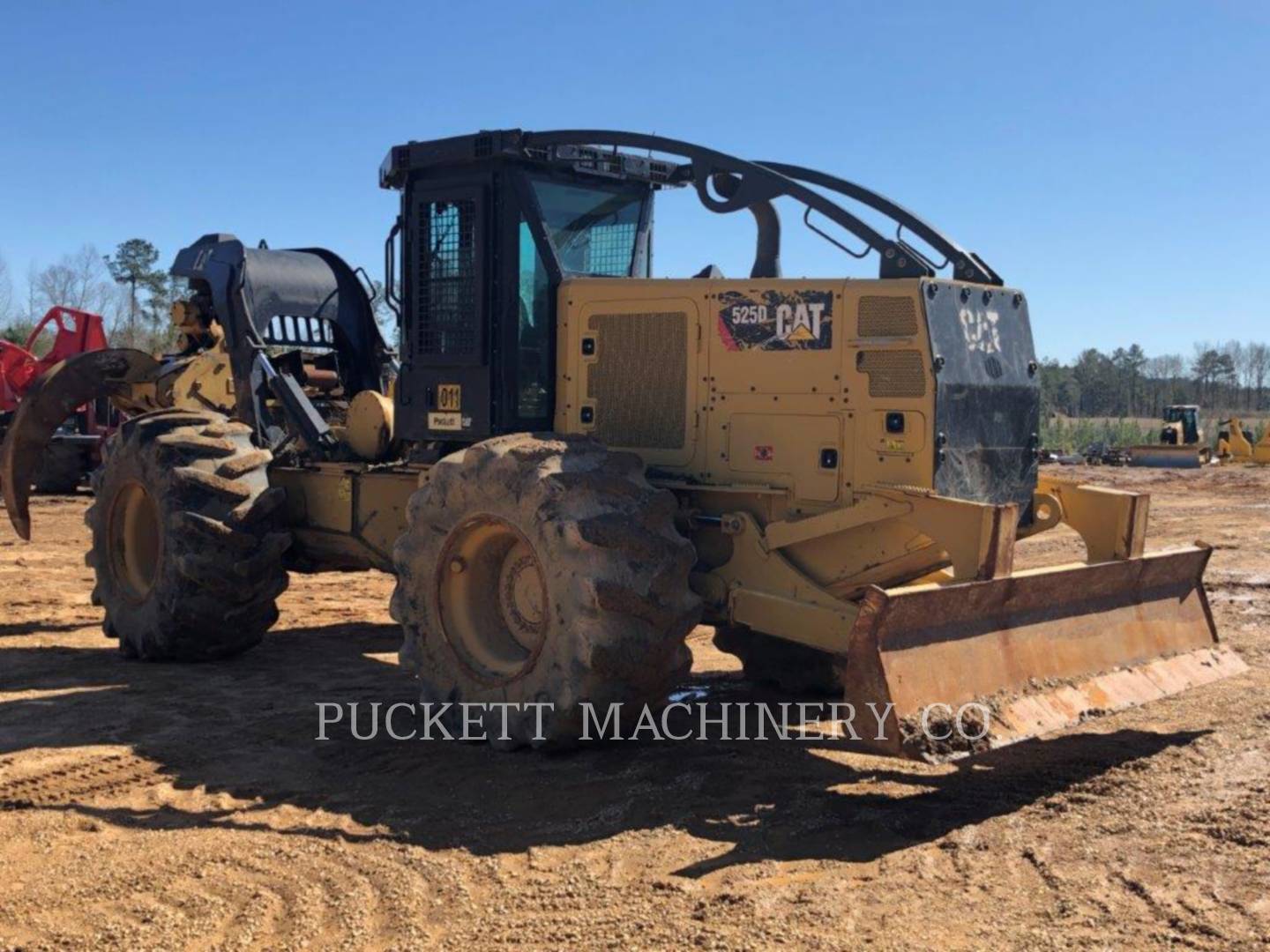 2015 Caterpillar 525D Skidder