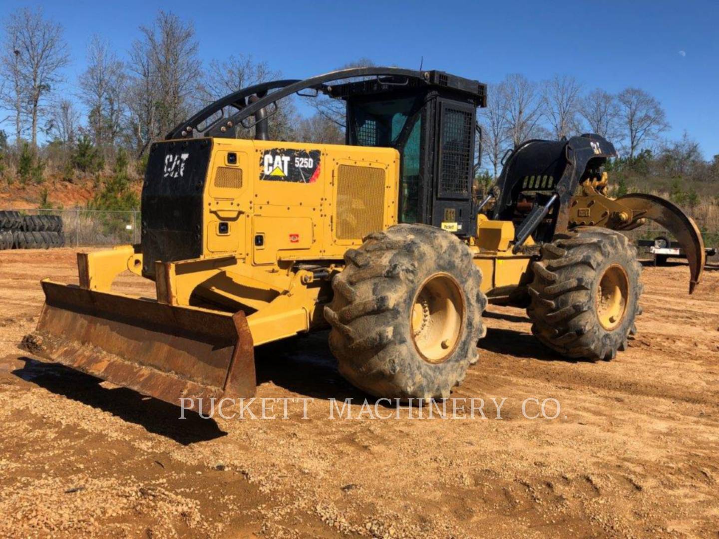 2015 Caterpillar 525D Skidder