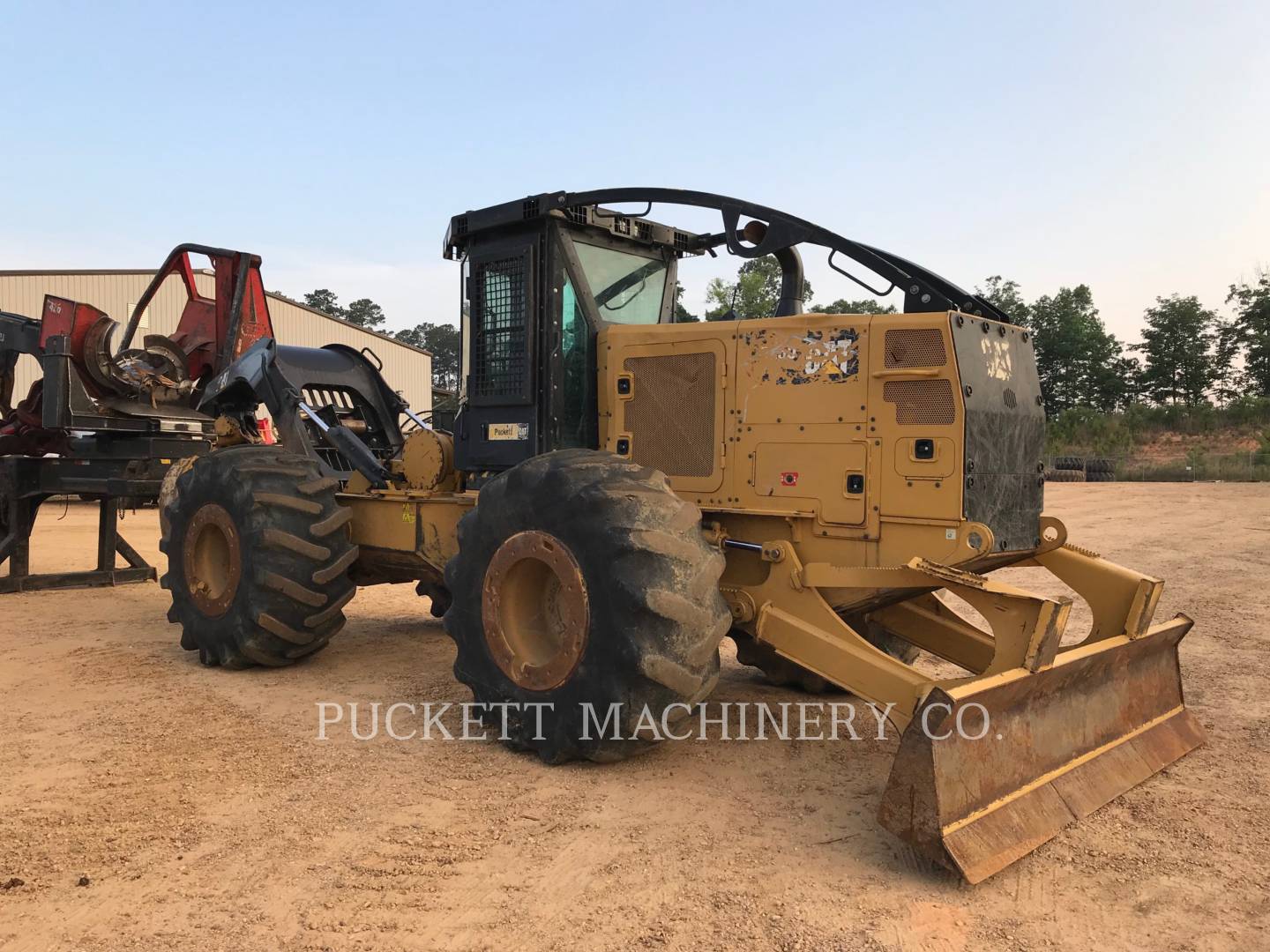 2015 Caterpillar 525D Skidder