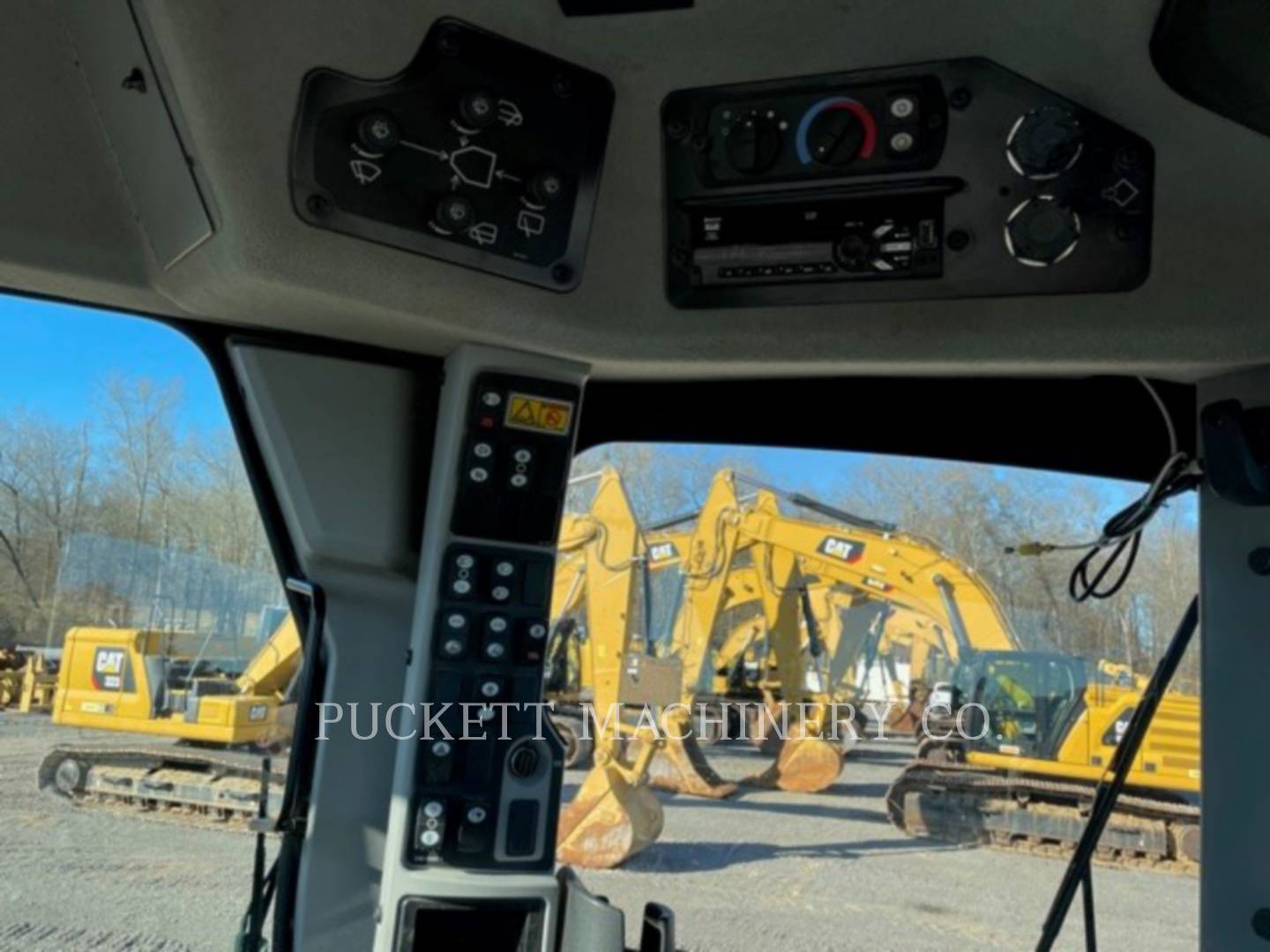 2015 Caterpillar 12M3 T4 Grader - Road