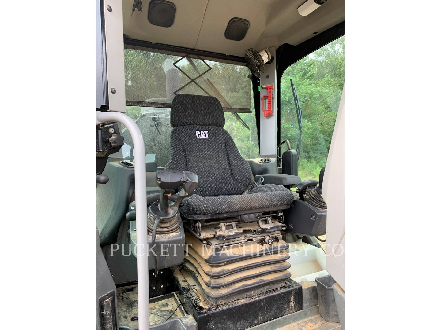 2015 Caterpillar 12M3 Grader - Road