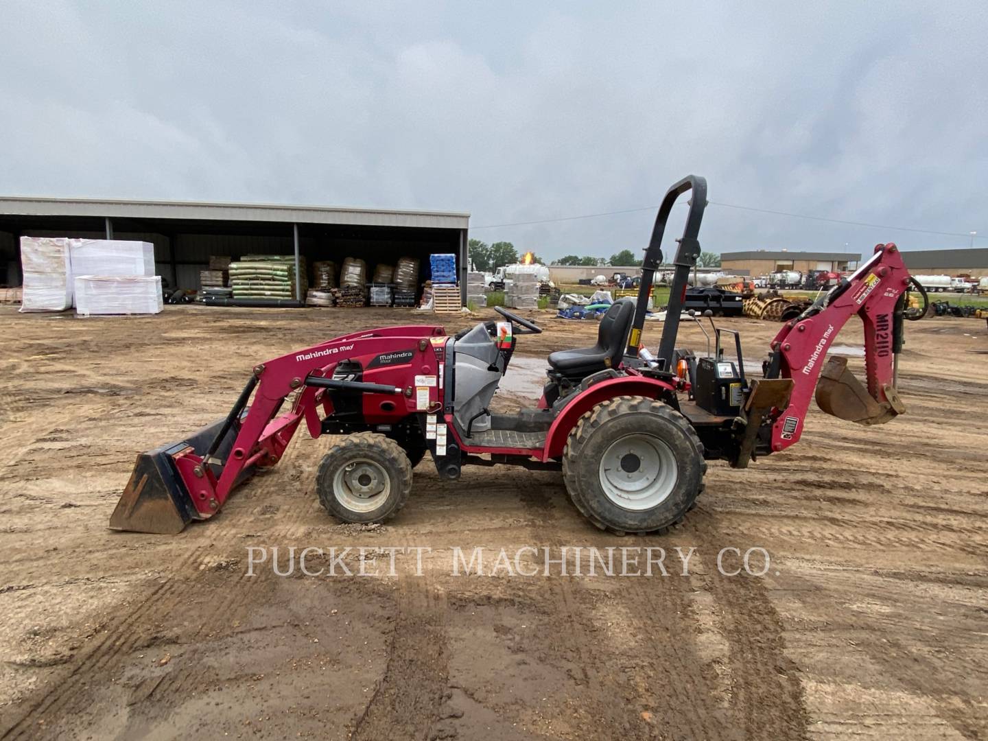 2016 Mahindra MAX26 Tractor