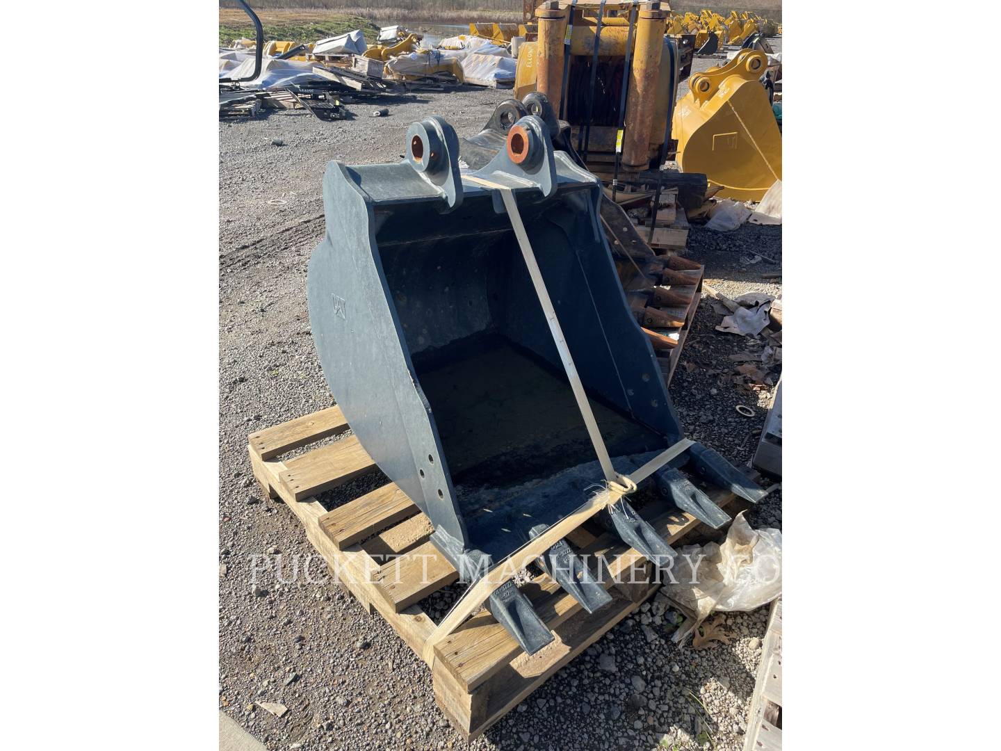 Caterpillar CAT BUCKET- GP 30 0.54 YD3- 308 Bucket