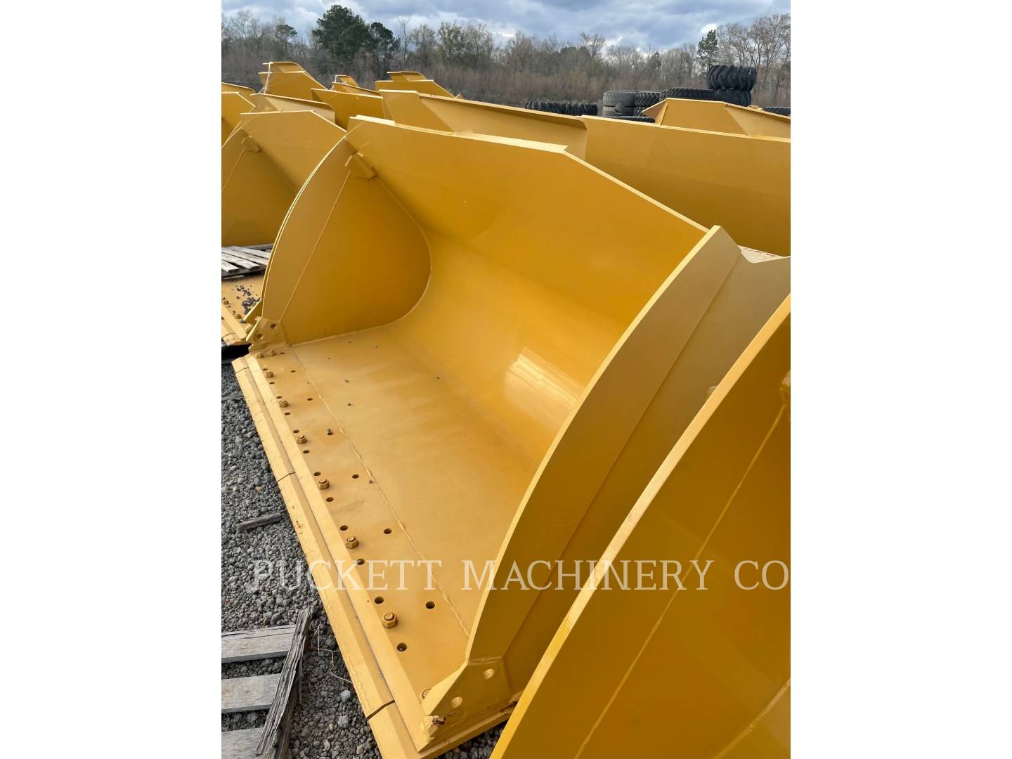 Caterpillar CAT BUCKET- GP 3.2 YD3- 930M Bucket