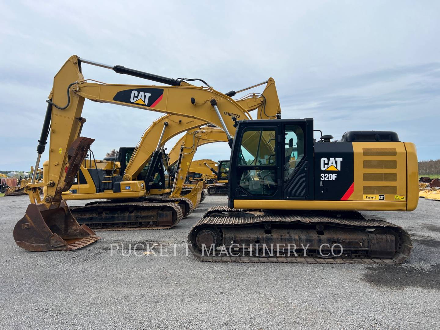 2017 Caterpillar 320FL Excavator