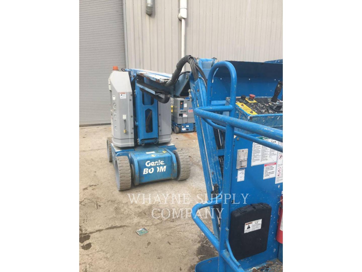 2005 Genie Z30/20NJ Lift Truck