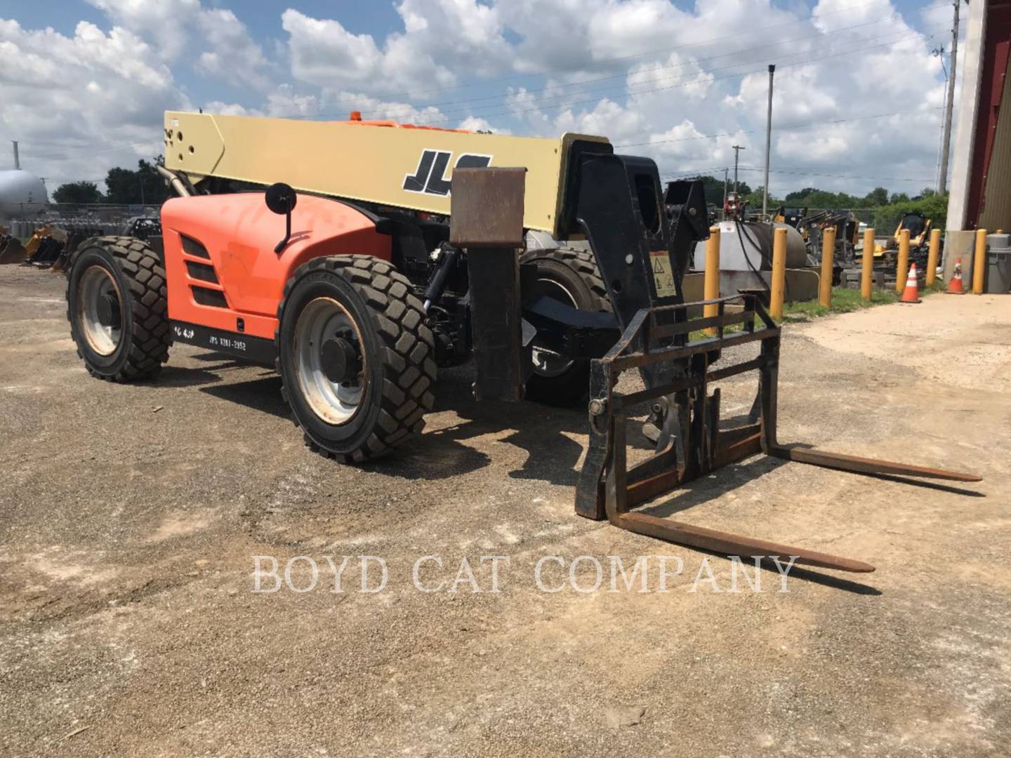 2015 JLG G10-43 TeleHandler