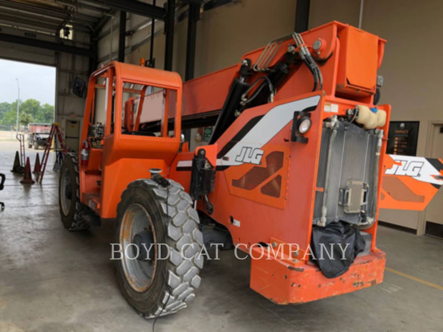 2012 Sky Trak SKYTRAK 8042 TeleHandler