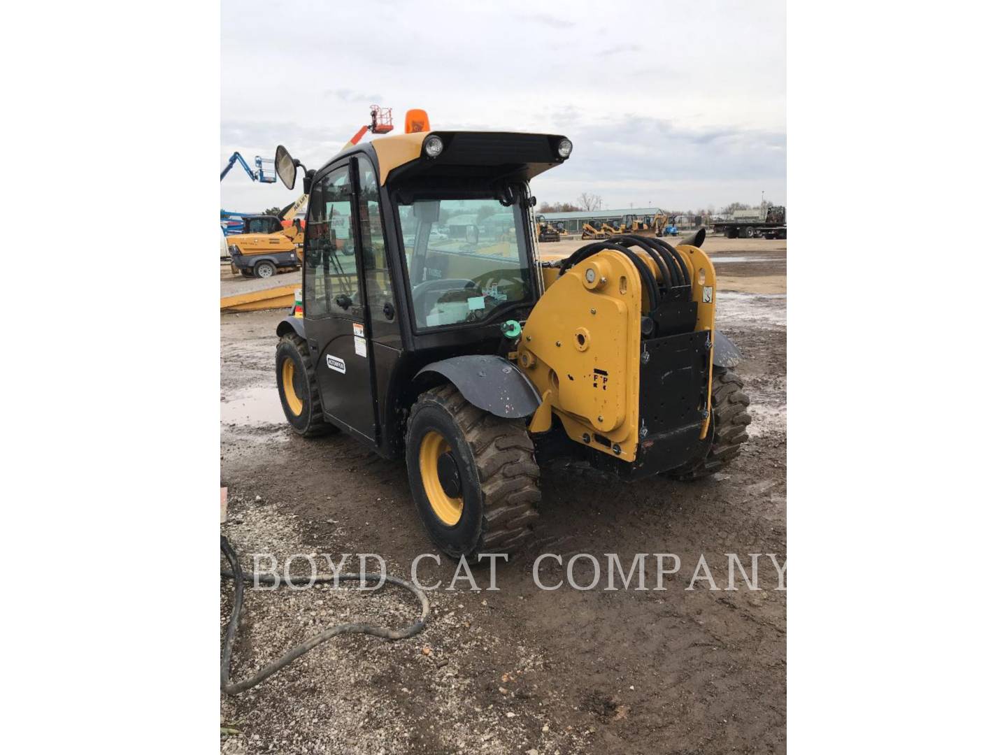 2015 Caterpillar TH255C TeleHandler