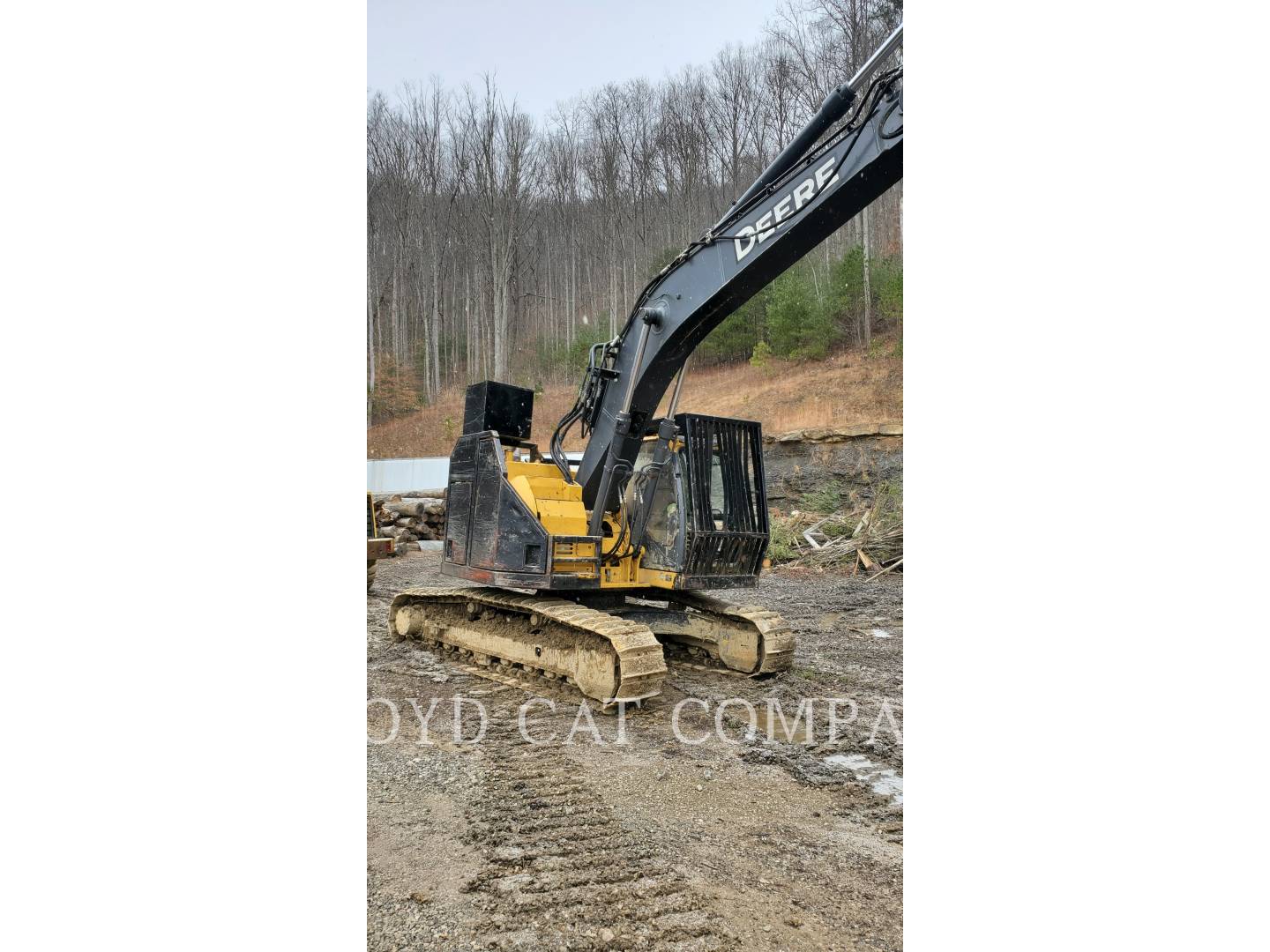 2015 John Deere 245GLC Excavator