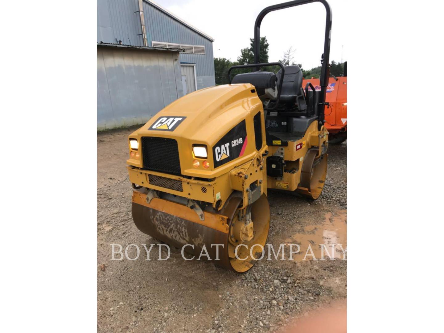 2015 Caterpillar CB24B Vibratory Double