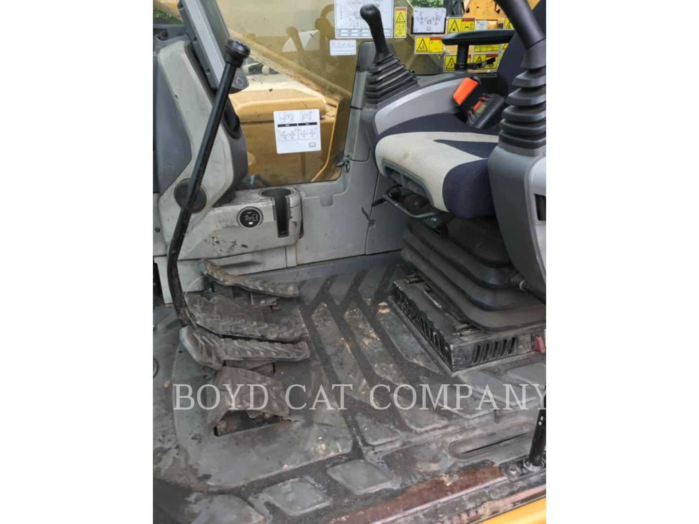 2015 Caterpillar 326FL Excavator