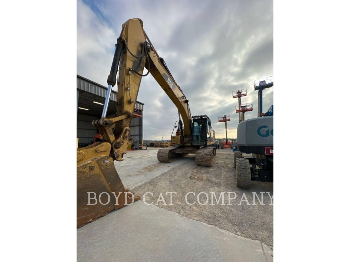 2018 Caterpillar 330F Excavator