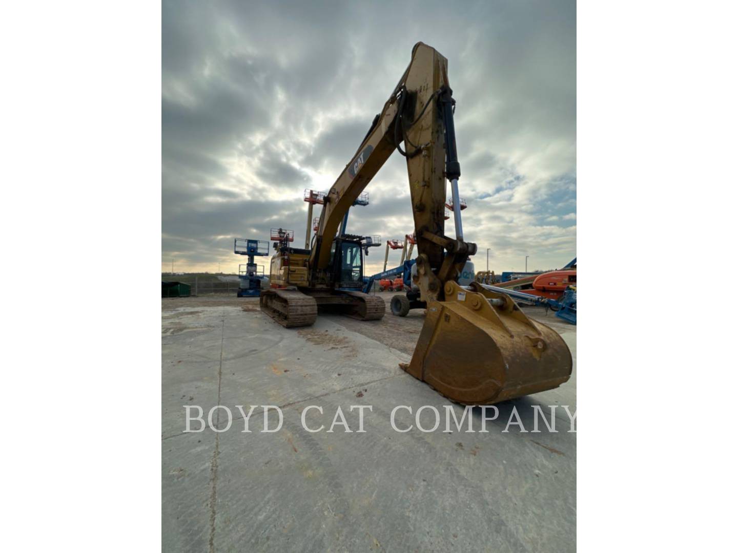 2018 Caterpillar 330F Excavator