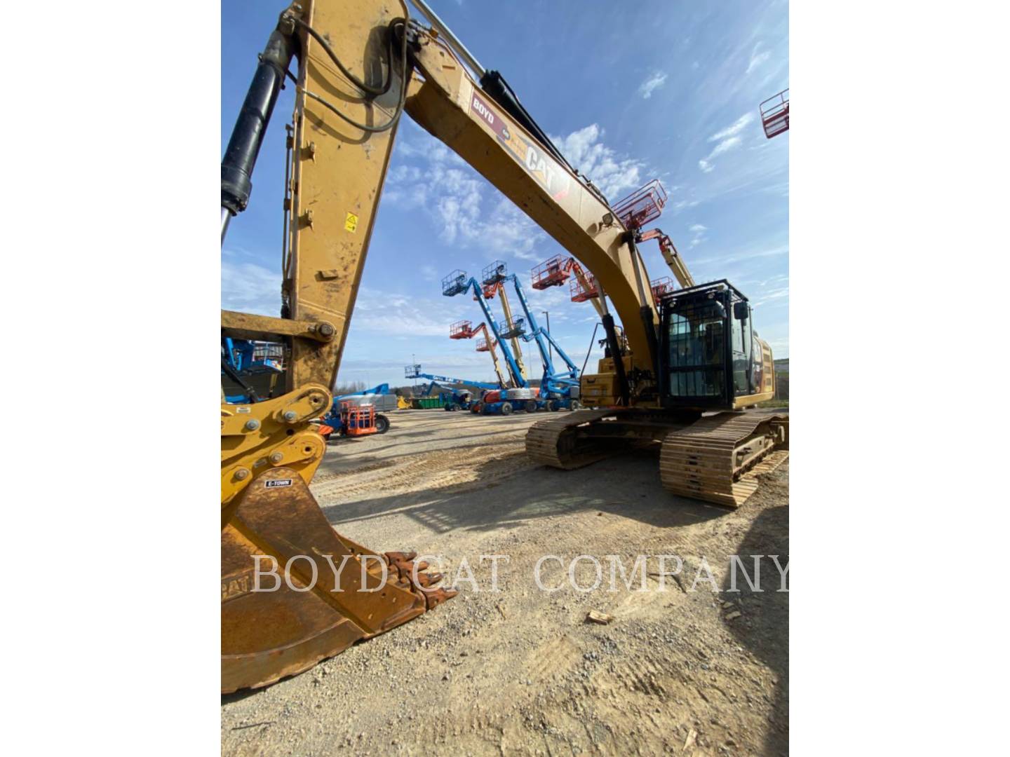 2017 Caterpillar 330F Excavator