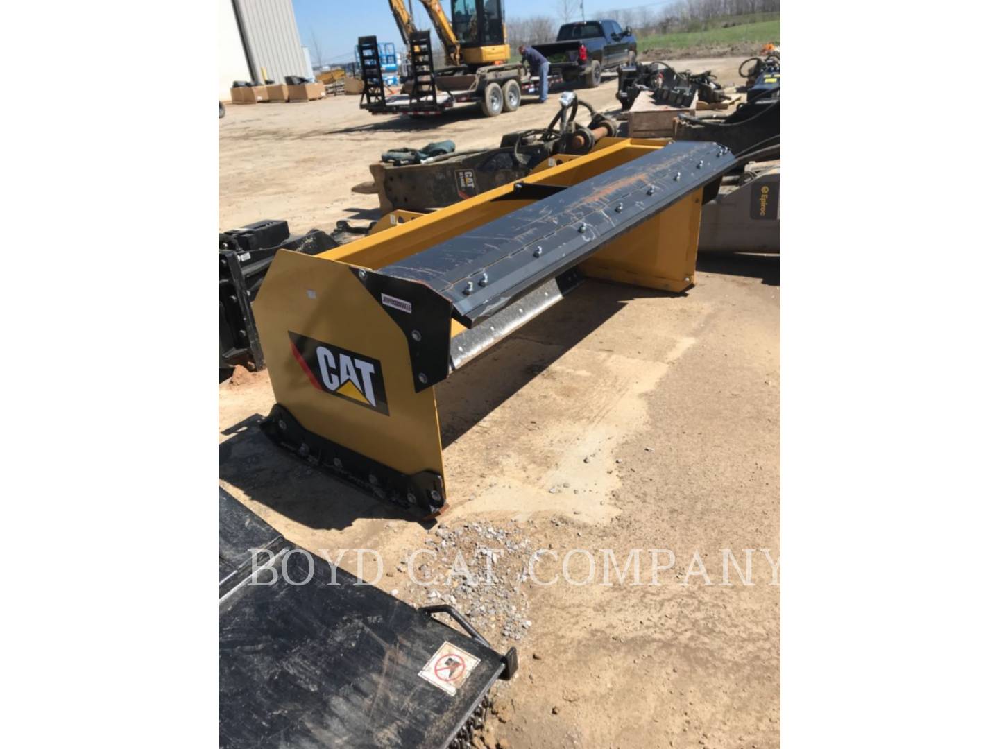 Caterpillar SNOW PUSH 96" Misc