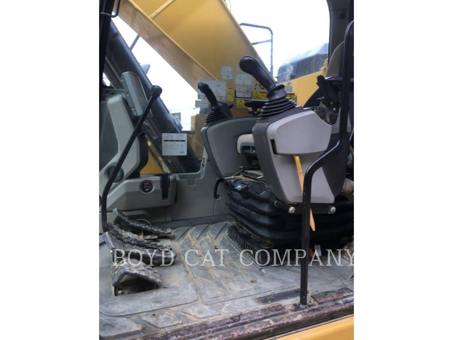 2016 Caterpillar 325F LCR Excavator