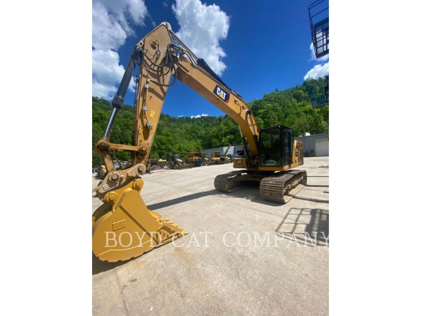 2018 Caterpillar 323-07 Excavator